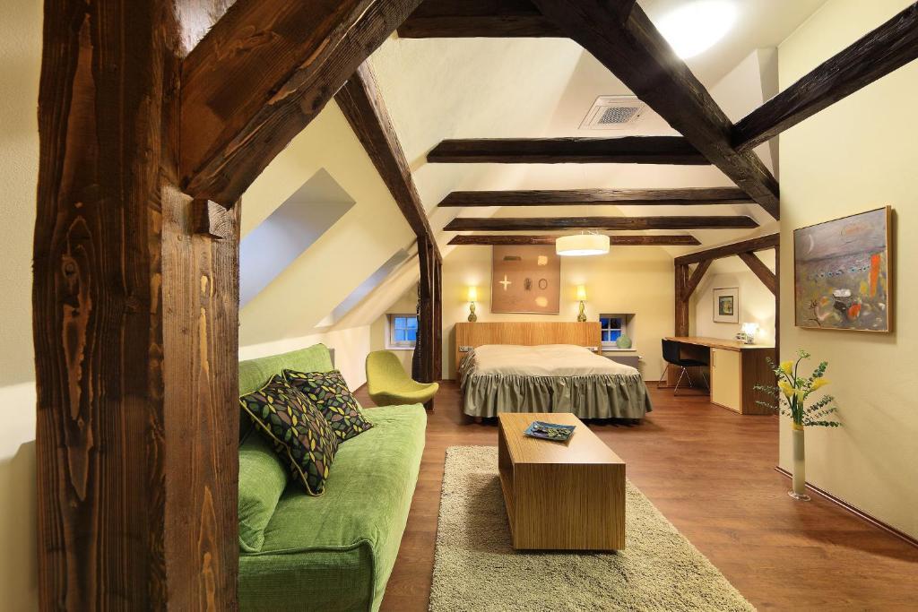 Hotel Edward Kelly Чески-Крумлов Номер фото