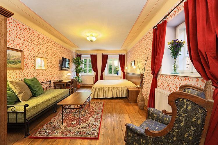 Hotel Edward Kelly Чески-Крумлов Экстерьер фото
