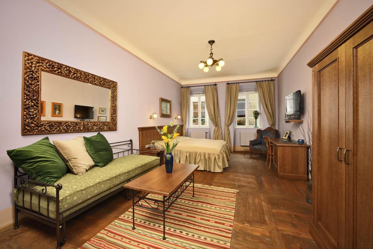 Hotel Edward Kelly Чески-Крумлов Экстерьер фото